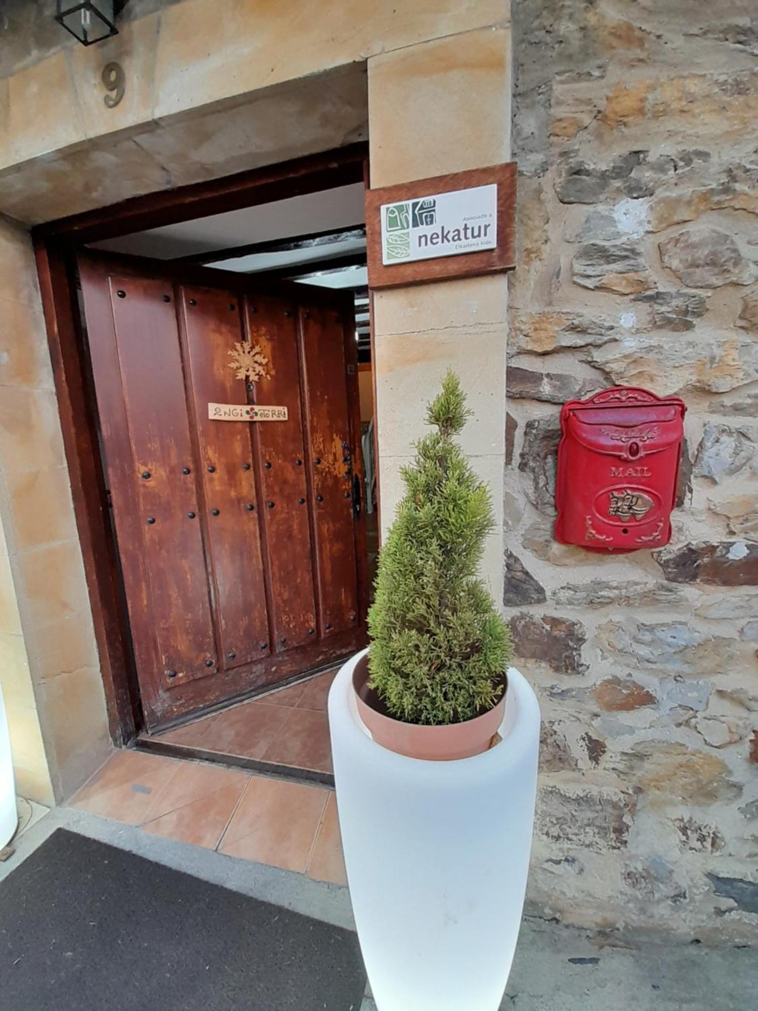 Urrezko Ametsa Guest House Sopuerta Екстериор снимка